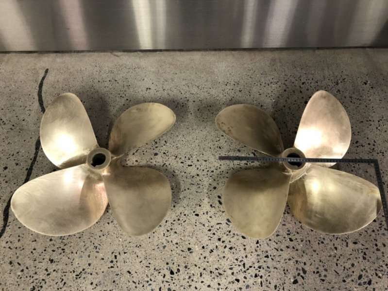  スクリュー 真鍮 2個セット