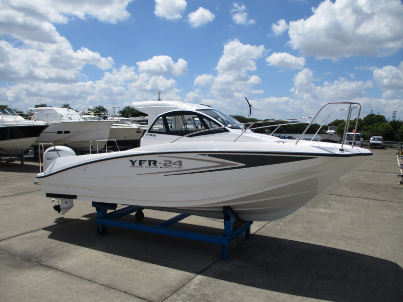 ヤマハ YFR-24 EX FSR 展示中　大場川マリーナ保管場所若干空きあり　保管の場合特別価格で販売