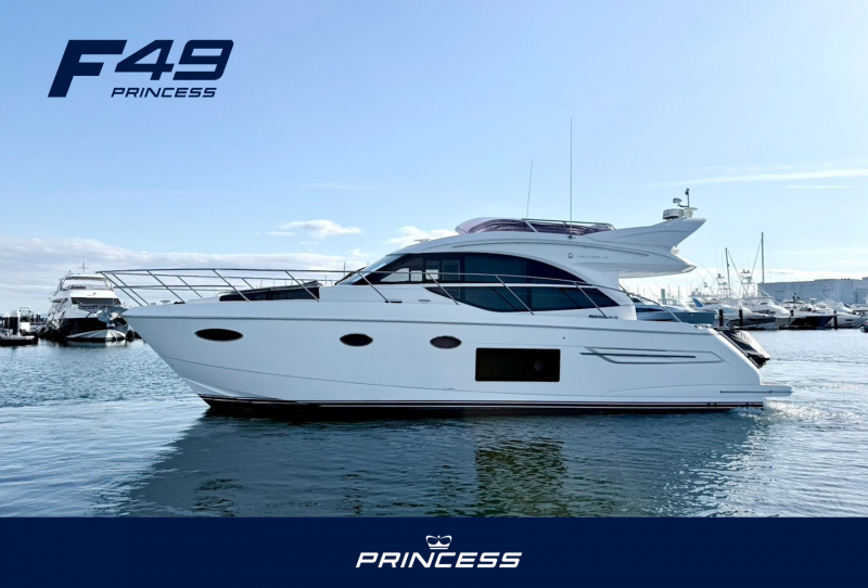 Princess Yachts F49 Princess Yachts Japan 仕様、ARGジャイロ搭載！ローアワーの稀少な一艇です。