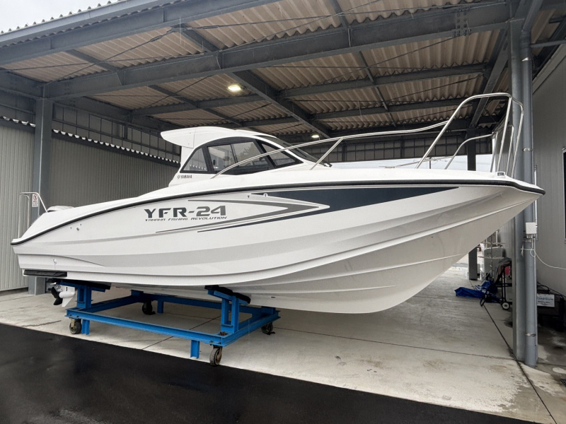 ヤマハ YFR-24 EX FSR F175DST2 X　試乗艇特価