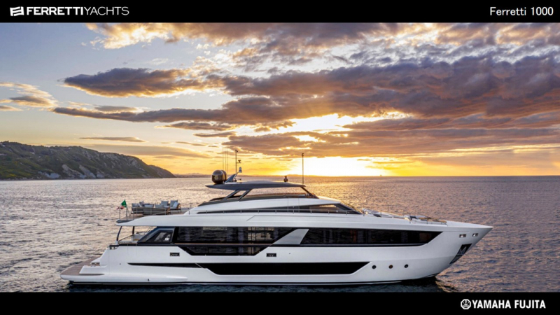 フェレッティ 1000 （内装：classic）　新艇予約受付中!!