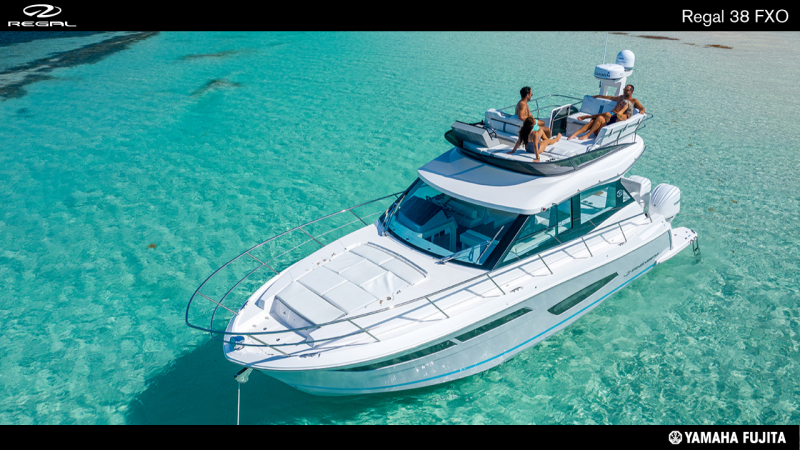 リーガル 38FXO フライングブリッジクルーザー Regal 38 FXO NEWモデル新艇予約受付中!!