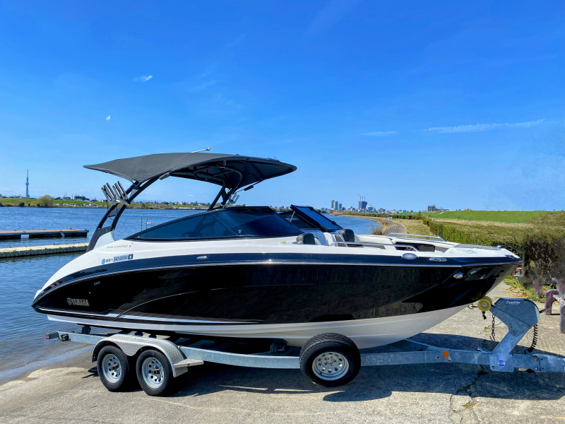 ヤマハ 242LTD アワー少69hのブラックハル！