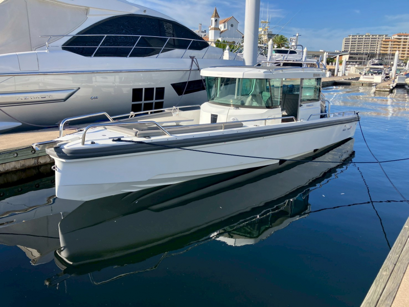 AXOPAR 28 Cabin 即納中古艇（32ft/9.68m）
