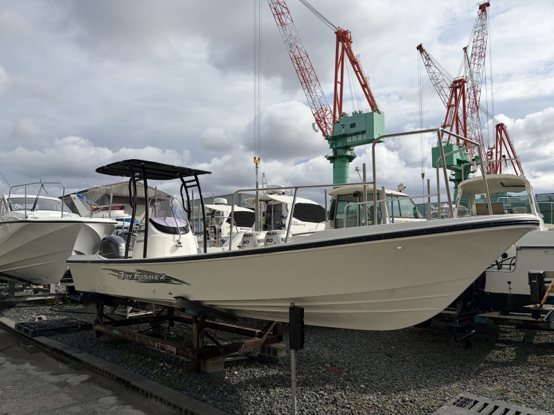 ヤマハ BayFisher25 F90　システムT-TOP、バウレール特別艤装艇