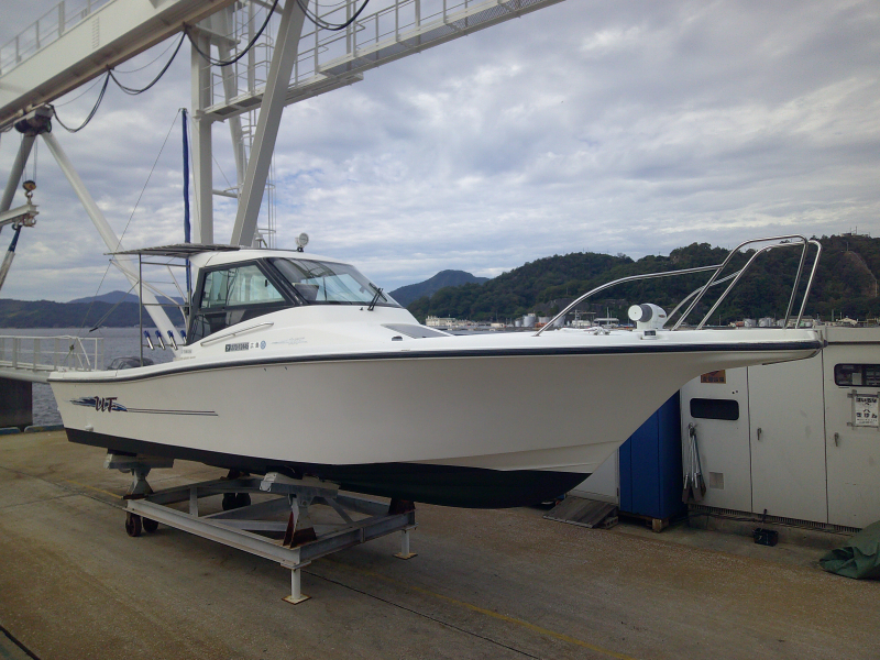 ヤマハ UF-26 UF26 O/B　F200AETX　程度良くきれいな船