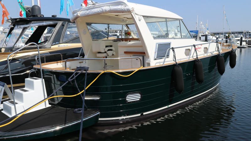 アプレアマーレ 40Cabin 価格改定｜在神奈川｜Apreamare 40 Cabin｜2016年主機2基新品換装・2026年トータルリフィット実施