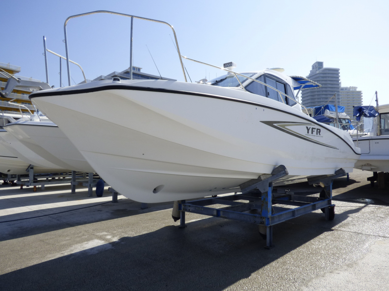 ヤマハ YFR-27 FSR【委託販売艇】展示場所：和歌山マリーナシティヨット倶楽部
