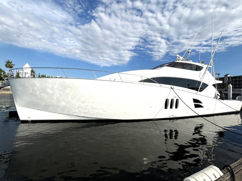 浦田造船所 UR70 CAT C32 　アワー800時間