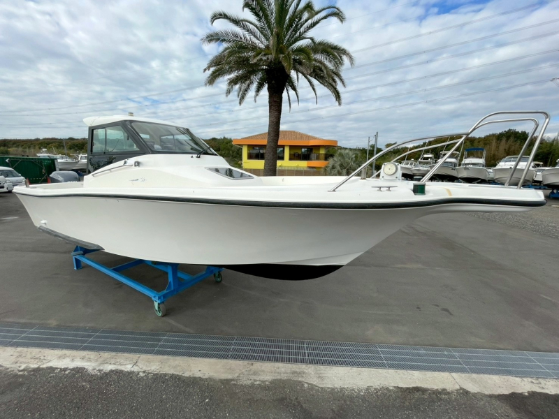 ヤマハ UF-26 船外機改造艇