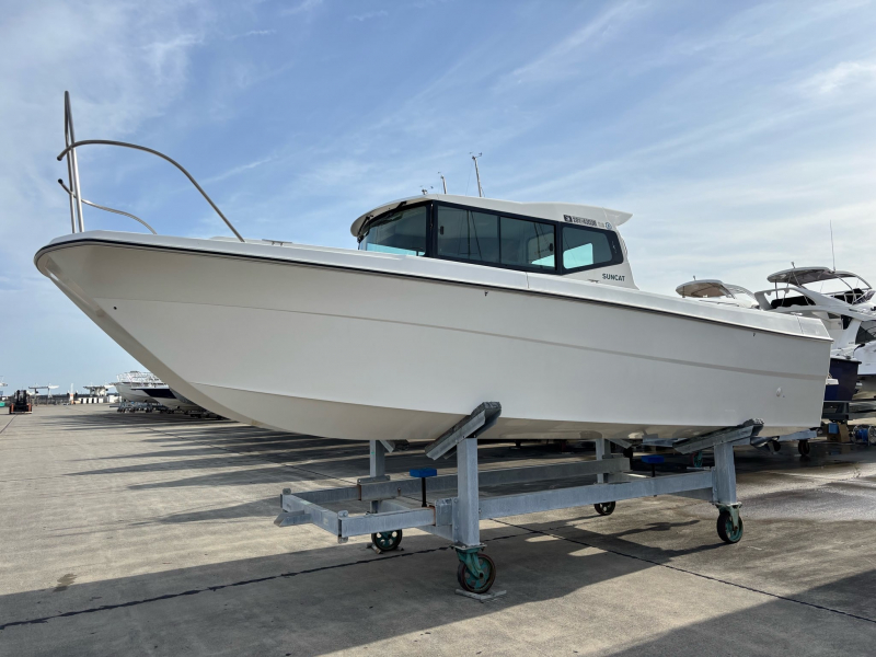 ニッサン サンキャット245ＣＳ ボートオブザイヤー受賞艇