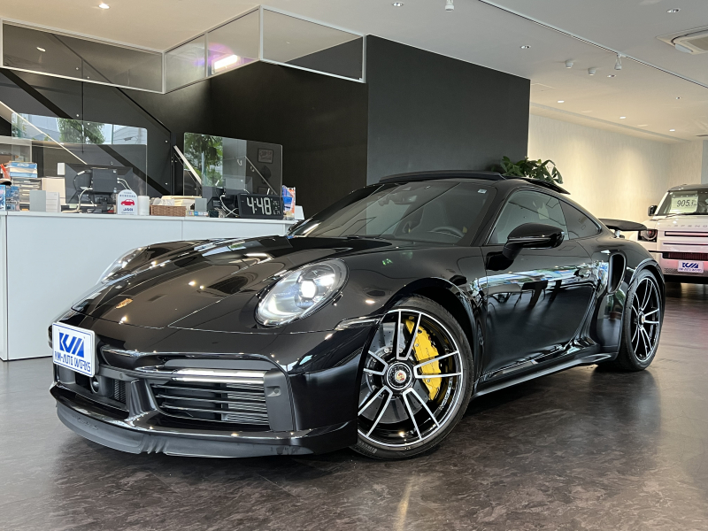 ポルシェ 911(Type992) ターボS サンルーフ Burmesterハイエンドサウンド 左ハンドル