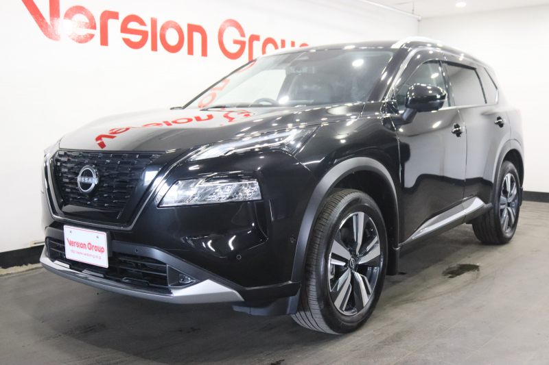 日産 エクストレイル G　eー4ORCE　新車保証継承付　4WD　スマートルームミラー　全周囲カメラ　メモリ―ナビ　フルセグ　HUD　プロパイロット　プロパイロットパーキング　リモコンオートバックドア　ETC　19AW