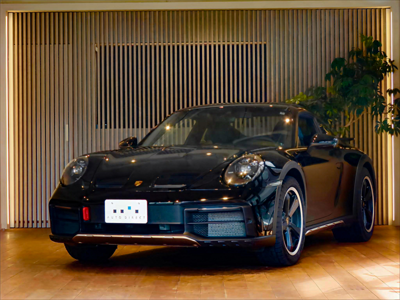 ポルシェ 911(Type992) 911ダカール/パリダカ優勝記念モデル/正規D車/ワンオーナー/LEDマトリックスヘッドライト