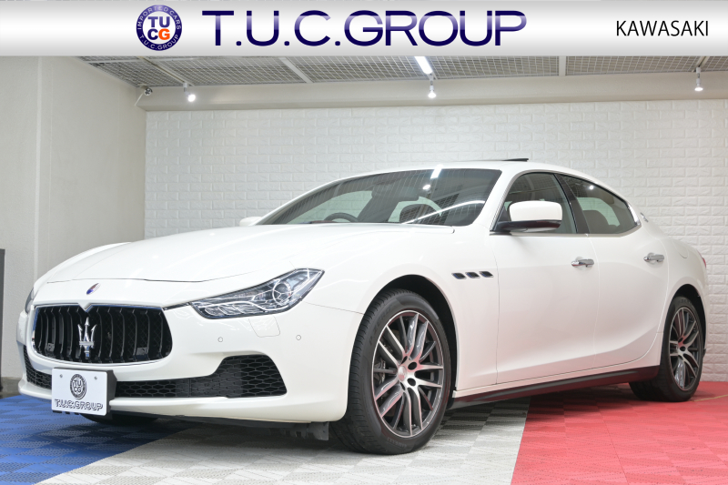 マセラティ ギブリ 3.0　ﾌﾙﾅﾁｭﾗﾙﾚｻﾞｰ赤革 赤×黒ﾚｻﾞｰｲﾝﾃﾘｱ ﾗﾃﾞｨｶｳｯﾄﾞｲﾝﾃﾘｱ 純正ﾅﾋﾞTV Bｶﾒﾗ 本革ｽﾃｱ ﾌﾟﾛﾃｵ19AW ｽｶｲﾌｯｸｻｽ　2年保証付