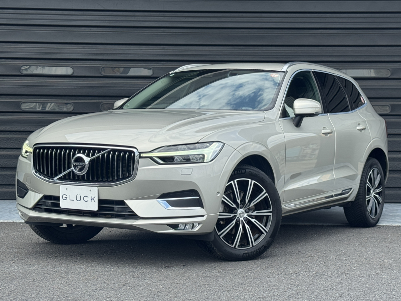 ボルボ XC60 D4 AWDインスクリプション 禁煙車 希少茶革 ヒーター＆クーラー付フロントシート 全席シートヒーター デジタルTV ACC 19AW harman/kardon