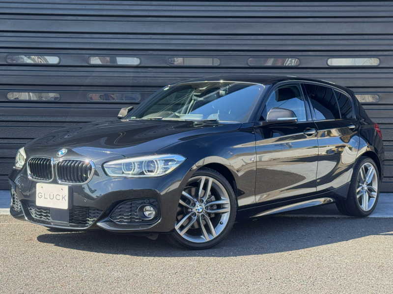 BMW 1シリーズ 118d Mスポーツ  リアカメラ シートヒータ ACC 禁煙車 純正18インチAW LEDヘッドライト コーナーセンサー ETC  衝突軽減ブレーキ リア3面フィルム レーダー探知機 ドライブレコーダー SOSボタン