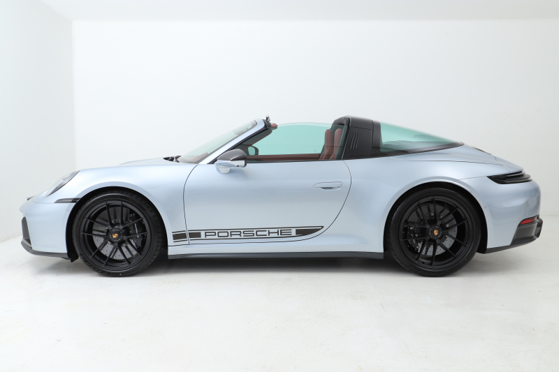 ポルシェ 911(Type992) targa4GTS/PTSﾎﾟｰﾗｼﾙﾊﾞｰ/Fﾘﾌﾄ/PCCB/ﾏﾄﾘｯｸｽLED/ﾌﾞﾙﾒｽﾀ/OP815